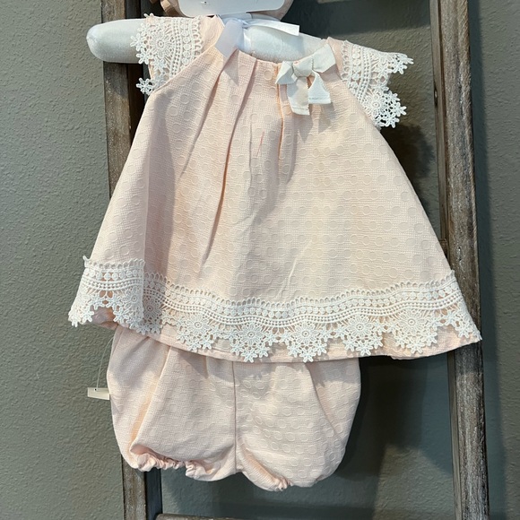 NWT Beautiful baby girl 6m set  🎀 - Picture 6 of 6